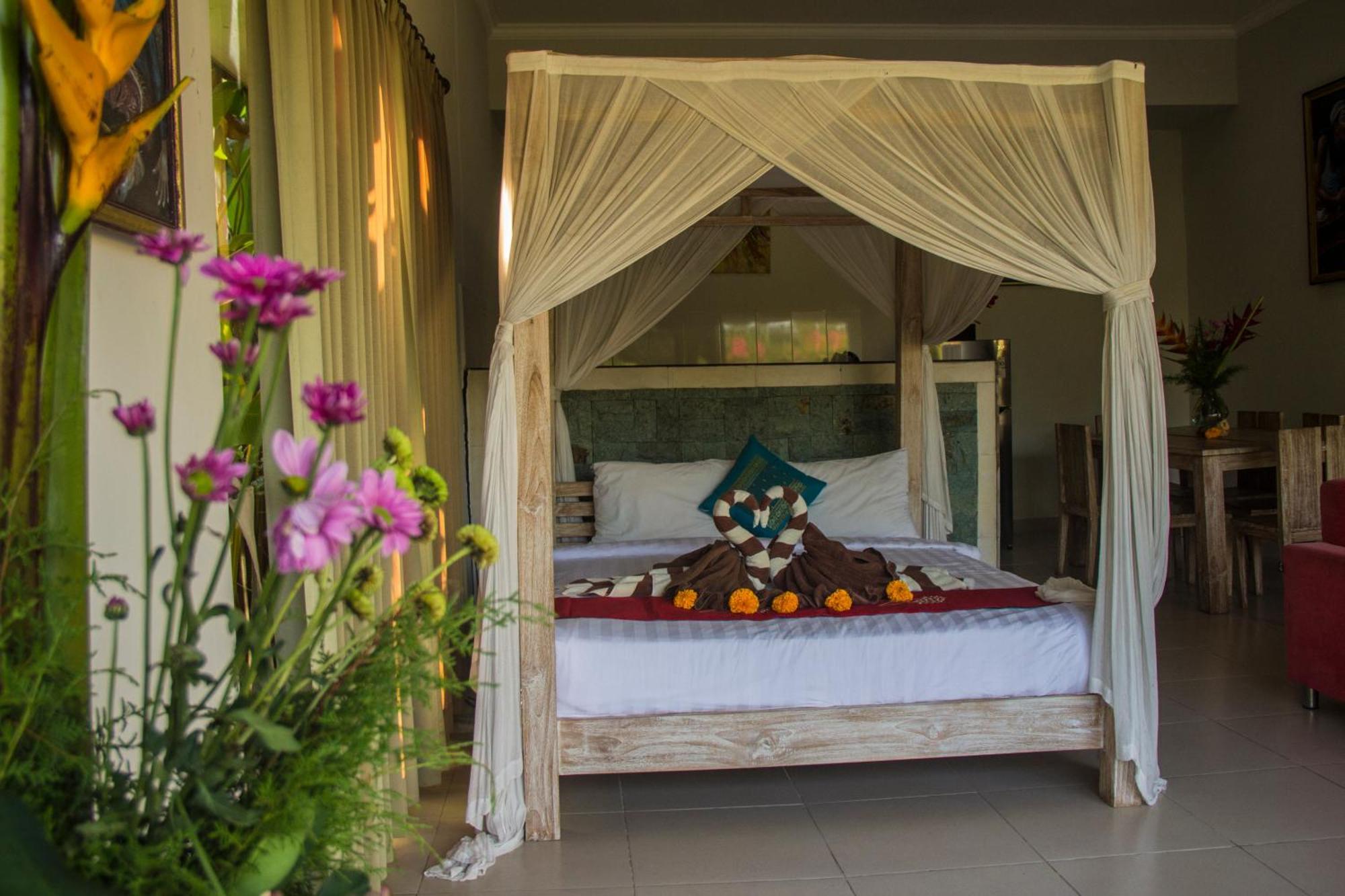 Ratna Villa Ubud Exterior foto
