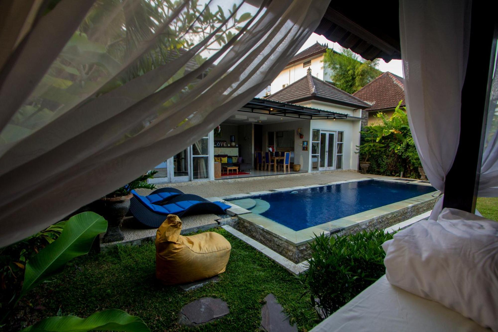 Ratna Villa Ubud Exterior foto
