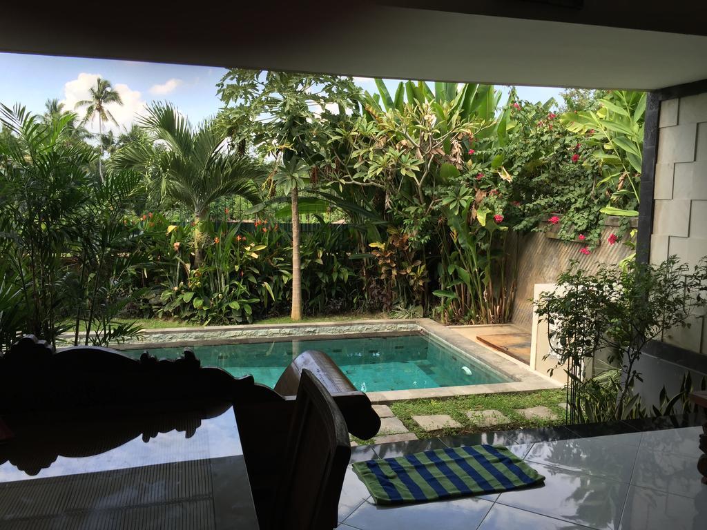 Ratna Villa Ubud Exterior foto